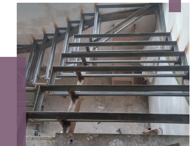 Демонтаж лестниц в Глазове от 4285 руб. 