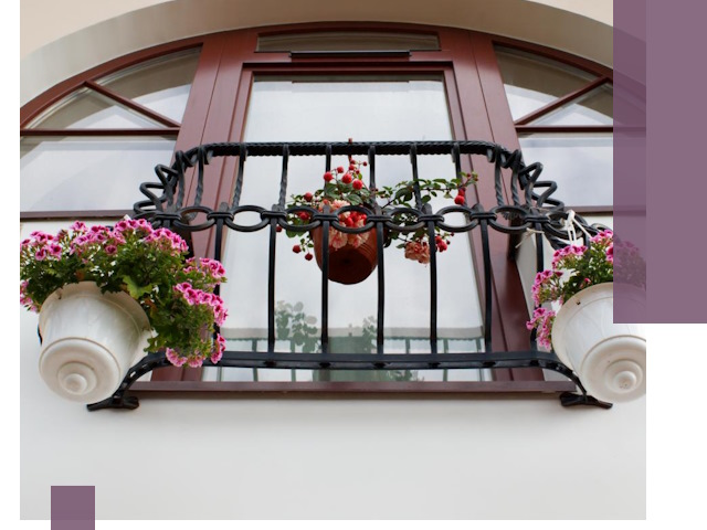 Изготовление и монтаж французских балконов в Глазове