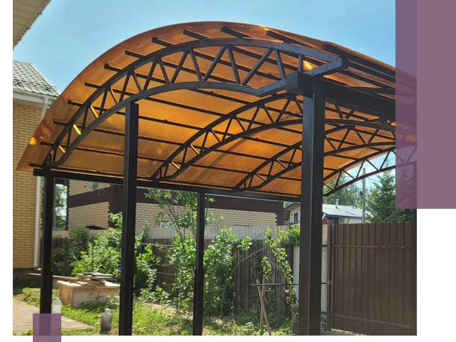 Изготовление навесов под ключ в Глазове из качественных материалов