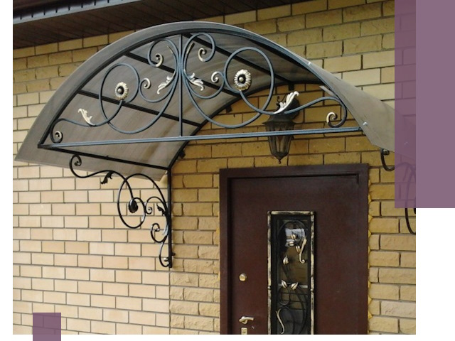 Изготовление козырьков из металла под ключ в Глазове